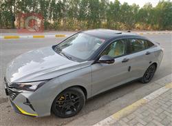 دۆنگ فینگ شاین